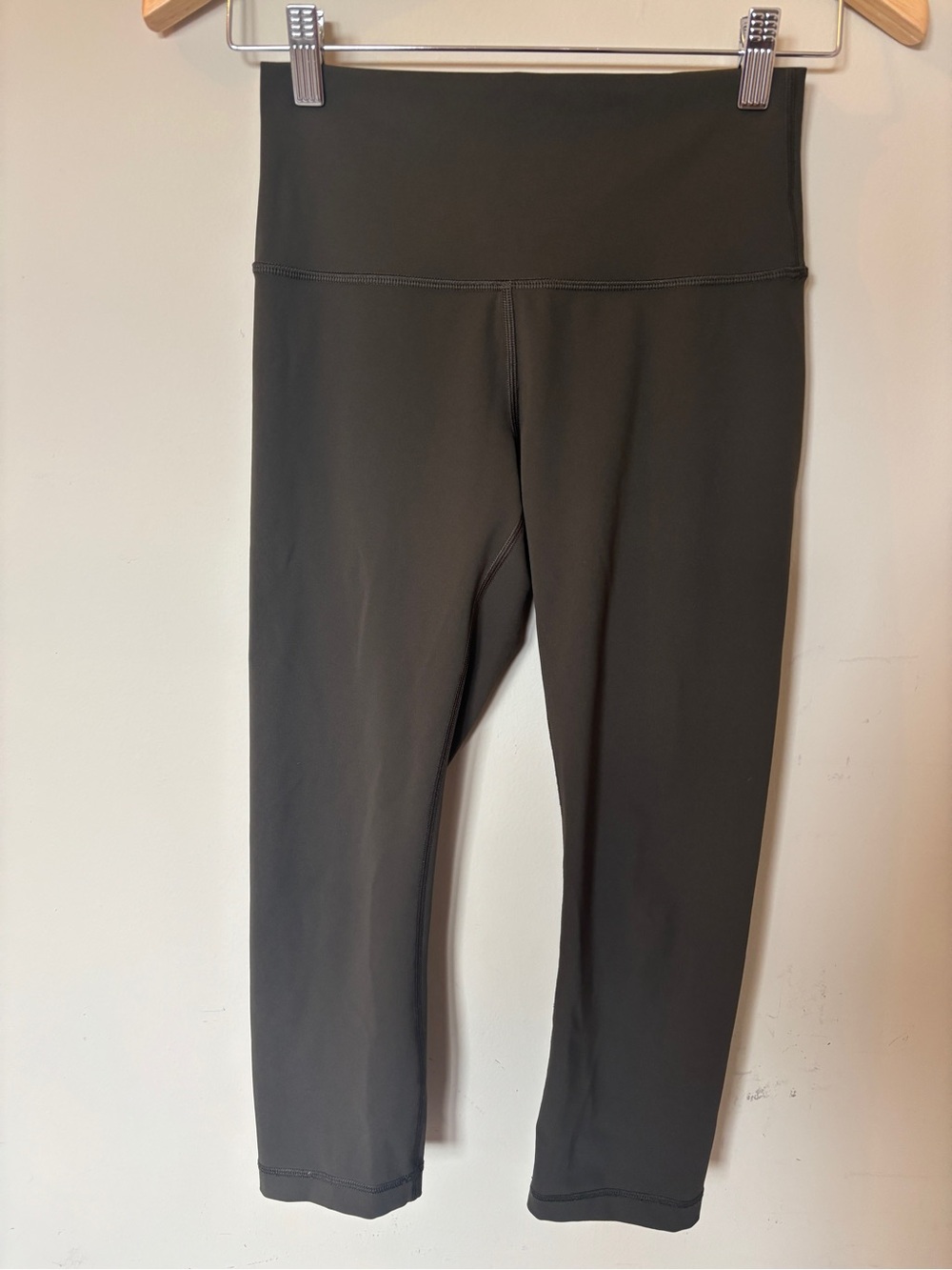 Lululemon Athletica High Rise Wonder Under 19” Tight Dark Green